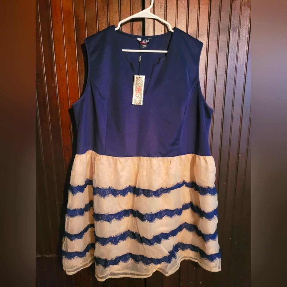 Lovedrobe Size 22 mini  blue/ off white dress.